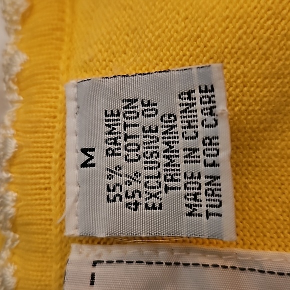 STORYBOOK KNITS Yellow Floral Embroidered Split Neck Sweater Medium - Picture 8 of 9